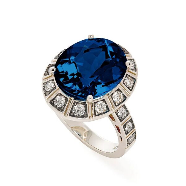 anel-de-ouro-nobre-18k-com-topazio-azul-london-e-diamantes-cognac-01